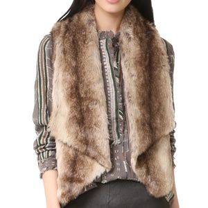 Jack by BB Dakota Julius faux fur vest